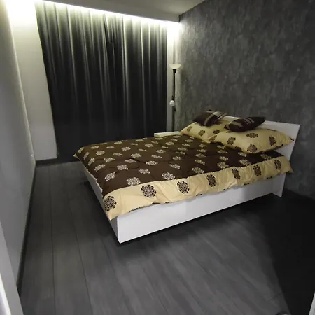 Londynska 9 Deluxe Apartment Gorzow Wielkopolski Exterior photo